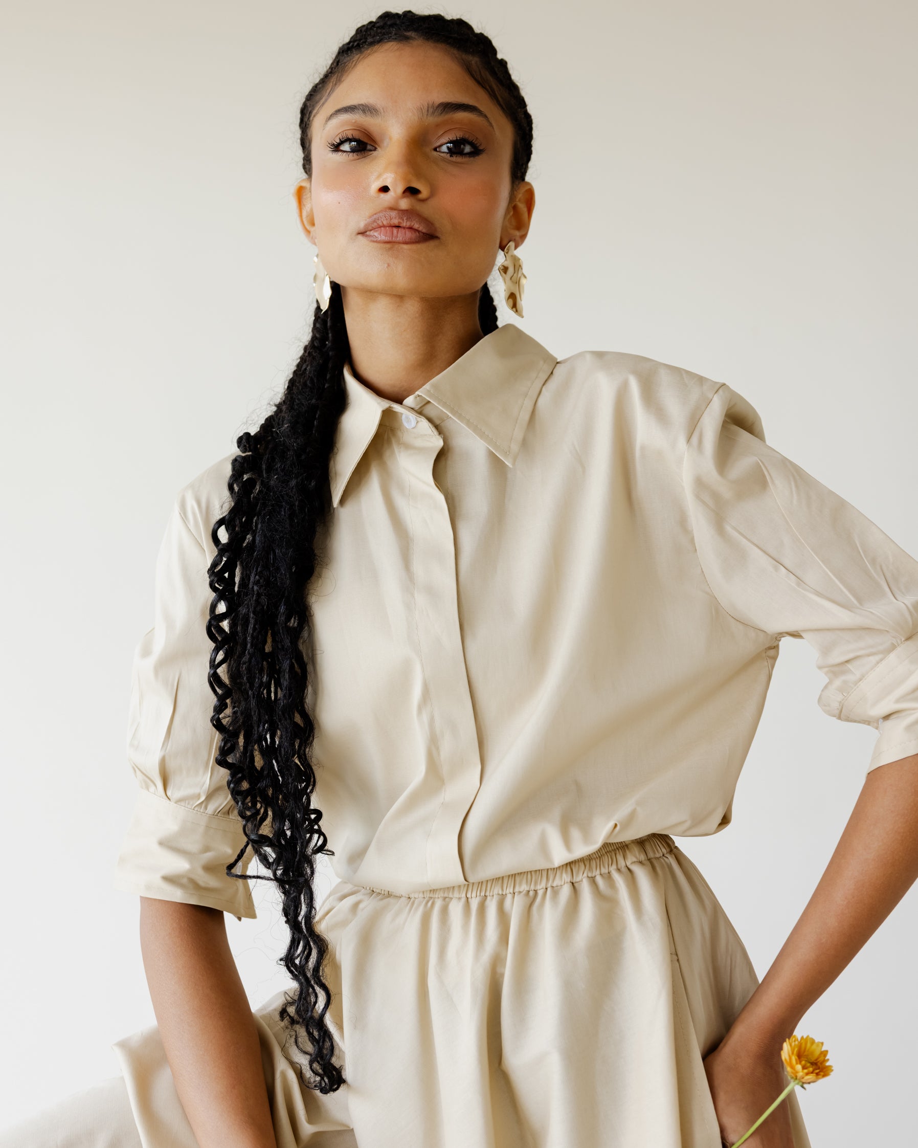 CLEAN-CUT POPLIN SHIRT BEIGE